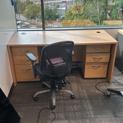 Desk and chair 