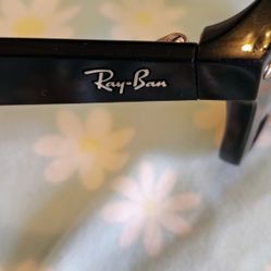 Classic Ray-Ban New Wayfarer 