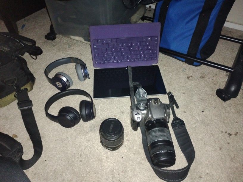 2 Beats By Dre 2 And 4 Surface Pro Canon Camera 2 Lenses
