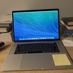 MacBook Pro 2017 15” Retina display And Touchbar 