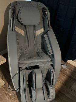 Full Body Massage Chair with Remote