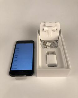 NEW Apple iPhone 7 Unlocked - 32GB Black | REASONABLE OFFERS ACCEPTED