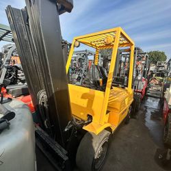 Hyster Forklift 3 Stages Pneumatic 6000 Lbs