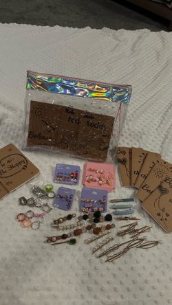 Little girls gifts. Stationary, jewelry