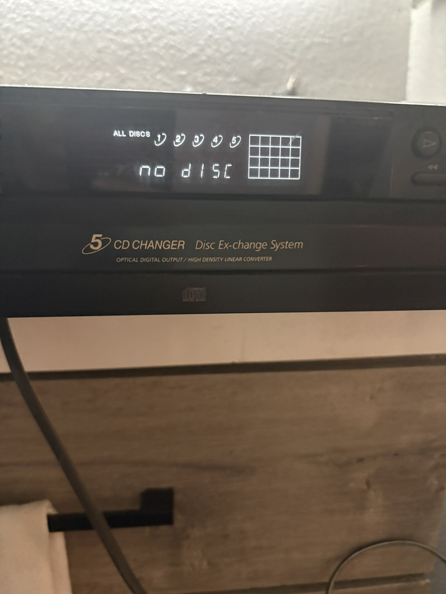 Sony 5 Disc Changer CDP-CE275 And JVC-rx 307 Vintage Stereo Equipment