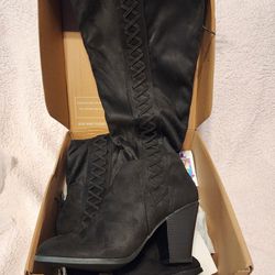 Black Boot Size 9.5 