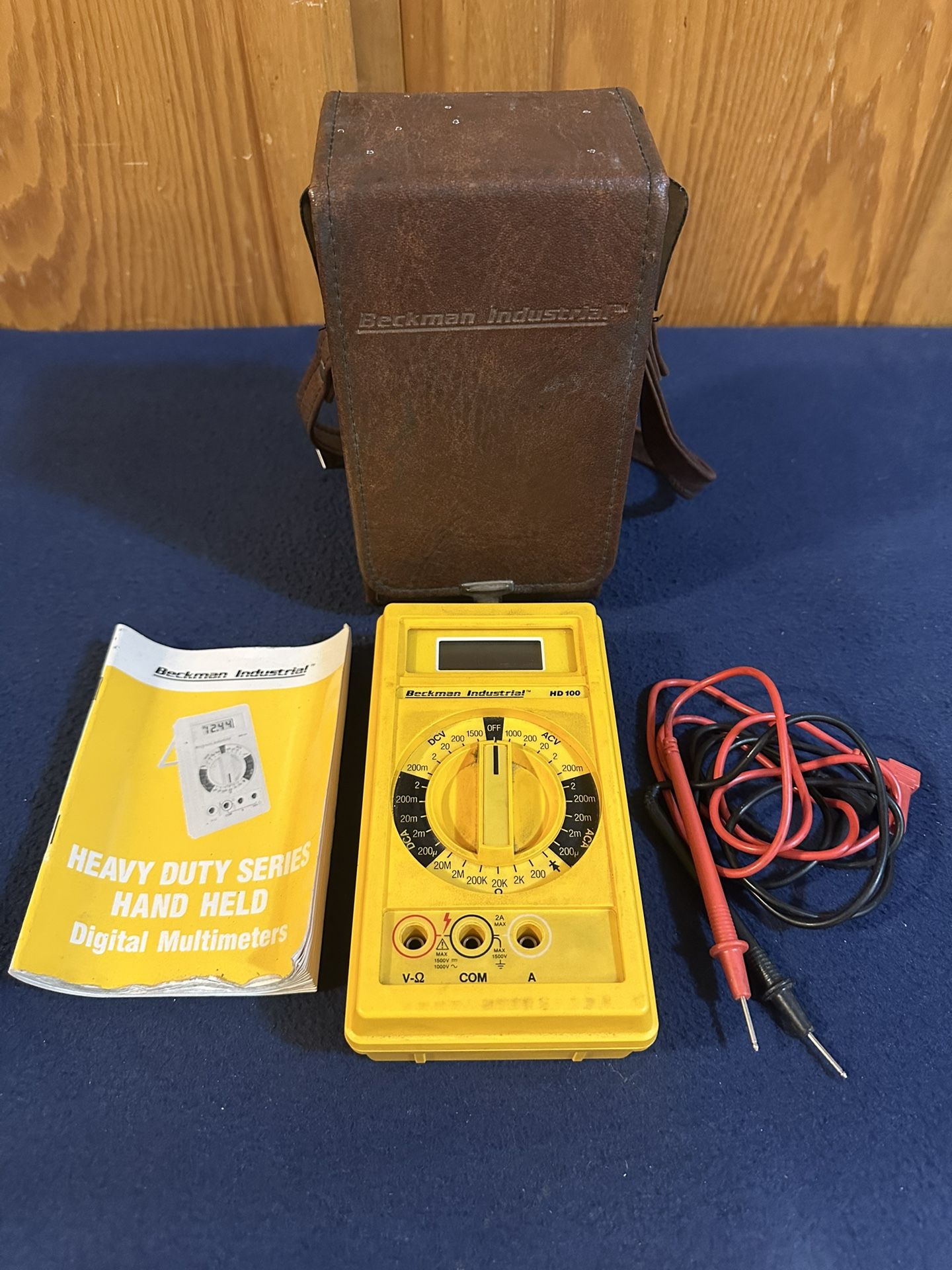 Beckman Industrial HD100 Digital Multimeter