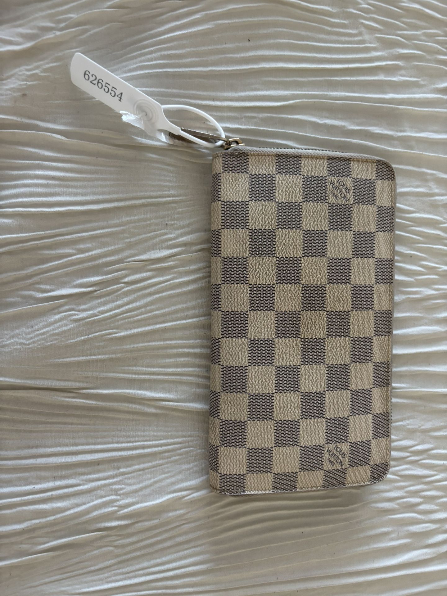 Authentic Louis Vuitton Damier Ebene Compact Zippy Wallet
