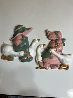 1988 Burwood Prod Co. holland Geese and couple wall hangings 2/$15