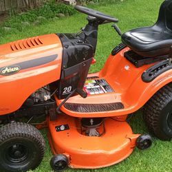 Ariens Riding Lawnmower Built By Husqvarna 