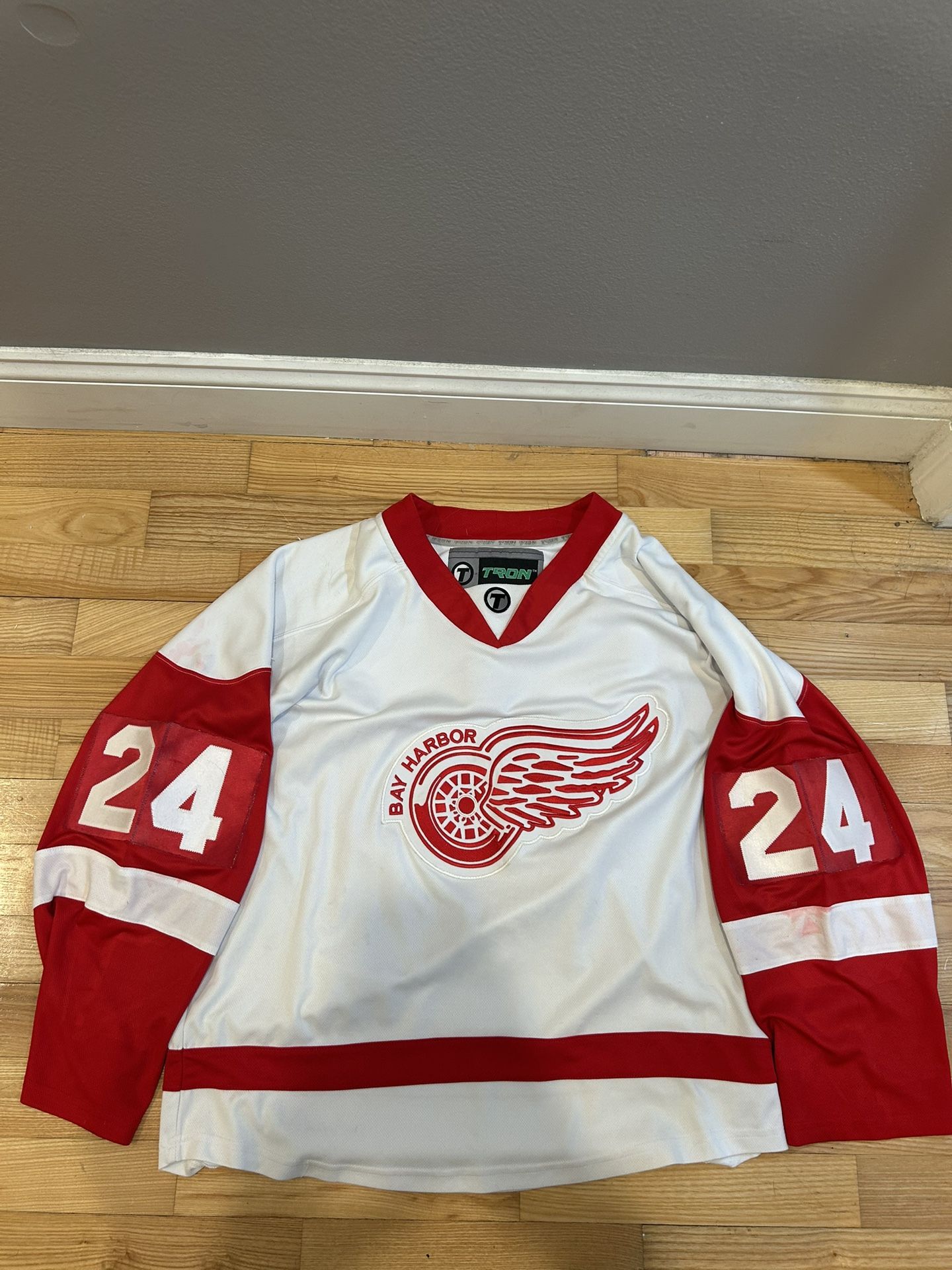 Vintage CCM Detroit Red Wings White Hockey Jersey #NHL #vintage