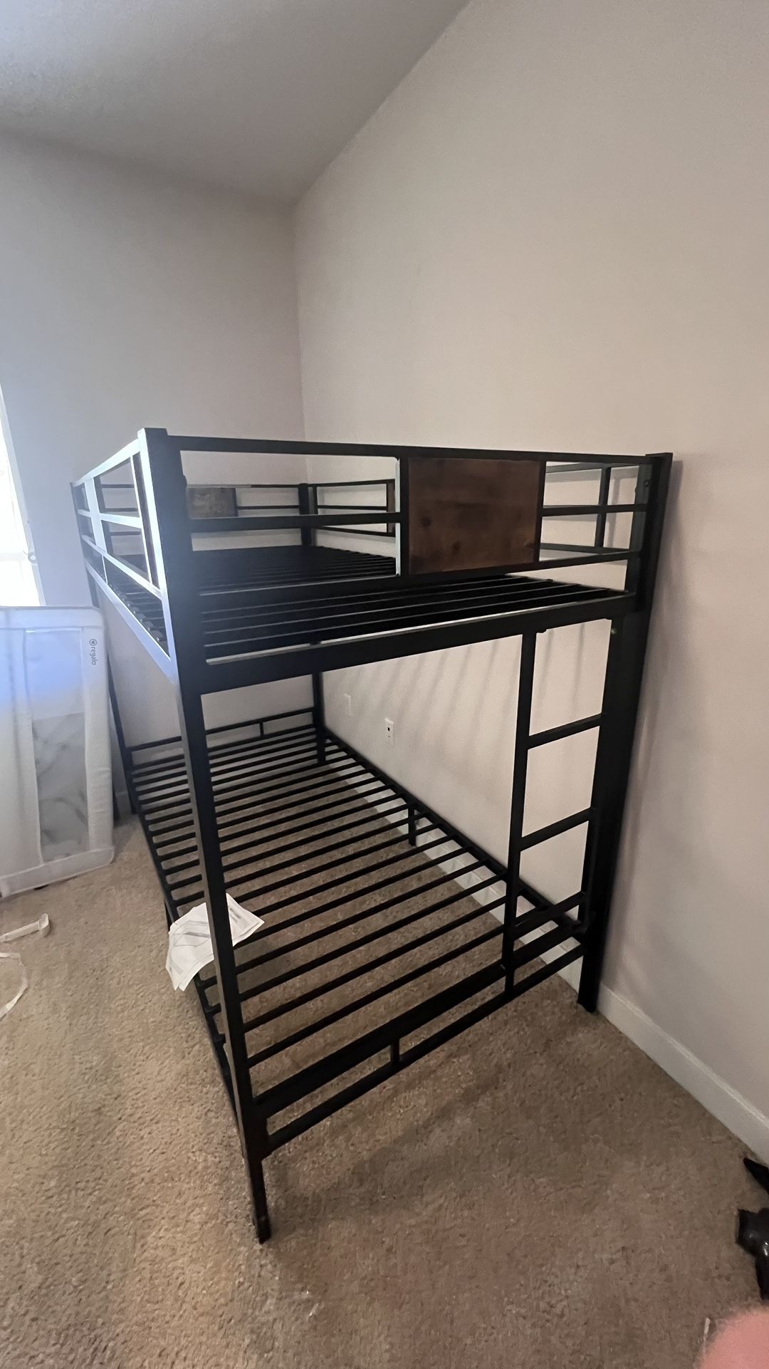 Bunk Bed With Additional Side Panel Protection 