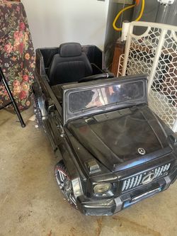 Mercedes-Benz AMG G63 Kids Ride-On Car