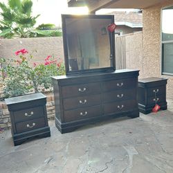 Bedroom Set 