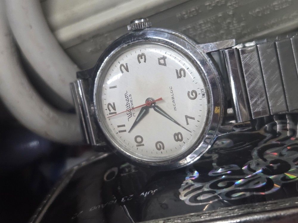 waltham 17 jewels incabloc Automatic