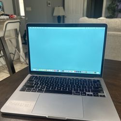APPLE MACBOOK PRO 13” 2020 INTEL QUAD CORE i7 16GB RAM 500GB SSD! LOADED! 