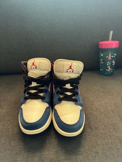 Jordan 1 mid tops