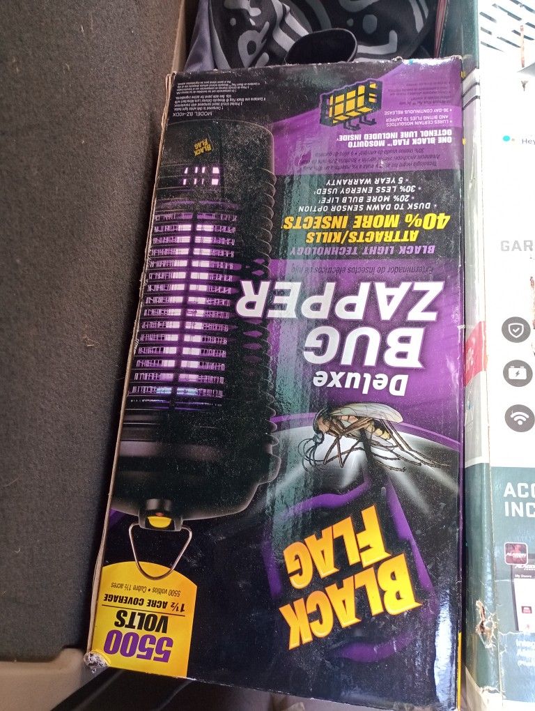 5500 Volts Bug Zapper