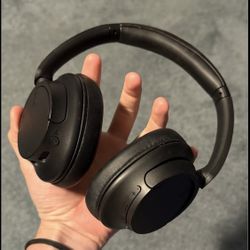 Sony WHCH720N Bluetooth Wireless Noise-Canceling Headphones