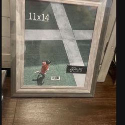 NWT Set Of 8 Gallery Wall Frames