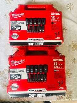 Milwaukee SHOCKWAVE 3/8 in. Drive Deep Well 6 Point Impact Socket Set (12-Piece)