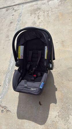Baby car seat
