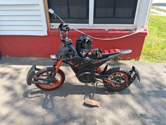 Modded electric dirt bike 48v28ah battery bike works 100% no problem at all only got 80 miles on it long distance it’s goes 75 miles front wheel are 1