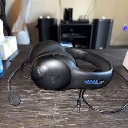 PDP Gaming AIRLITE Wired Stereo Headset with Mic