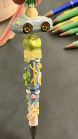 Handmade Decorative Beaded Pen with Car Topper