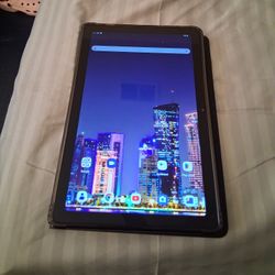 Tablet With Keyboard And Mouse And Stylelus