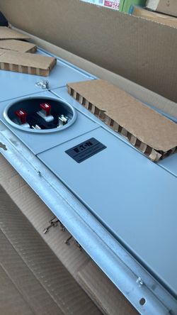 Eaton 200 amp 30 space flus mount