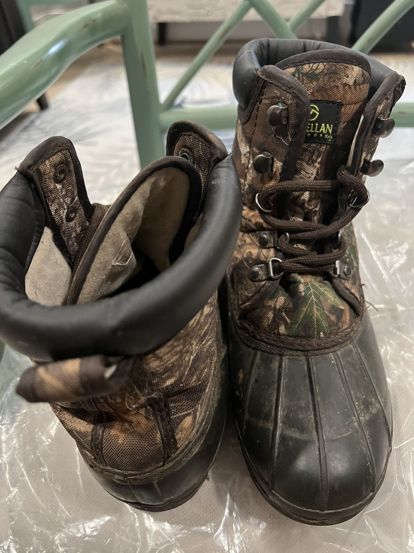 Pair Of Youth Hunting Boots, Size 5