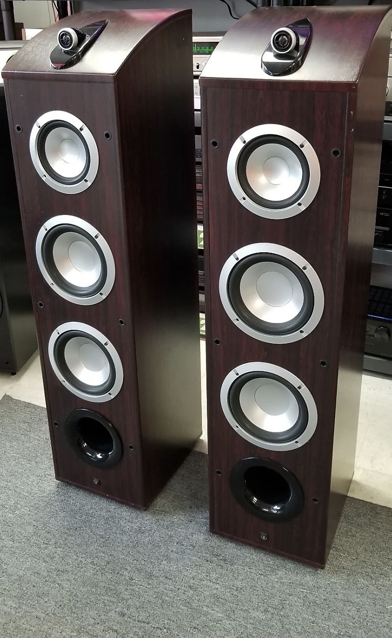 Yamaha RX-V363 AV Receiver with a pair of Welton S48T floor-standing speakers and Welton stand