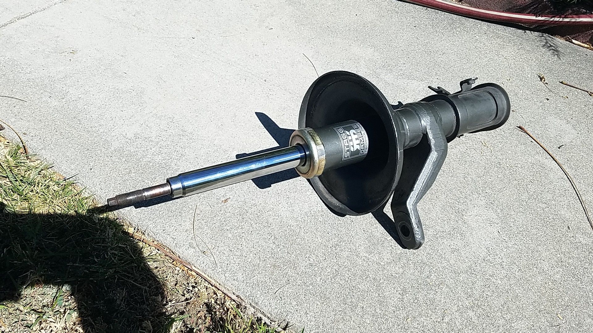 Acura RSX driver side front strut