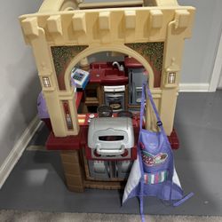 Play Kitchen And Accessories