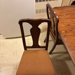 Dining Room Table and Chairs