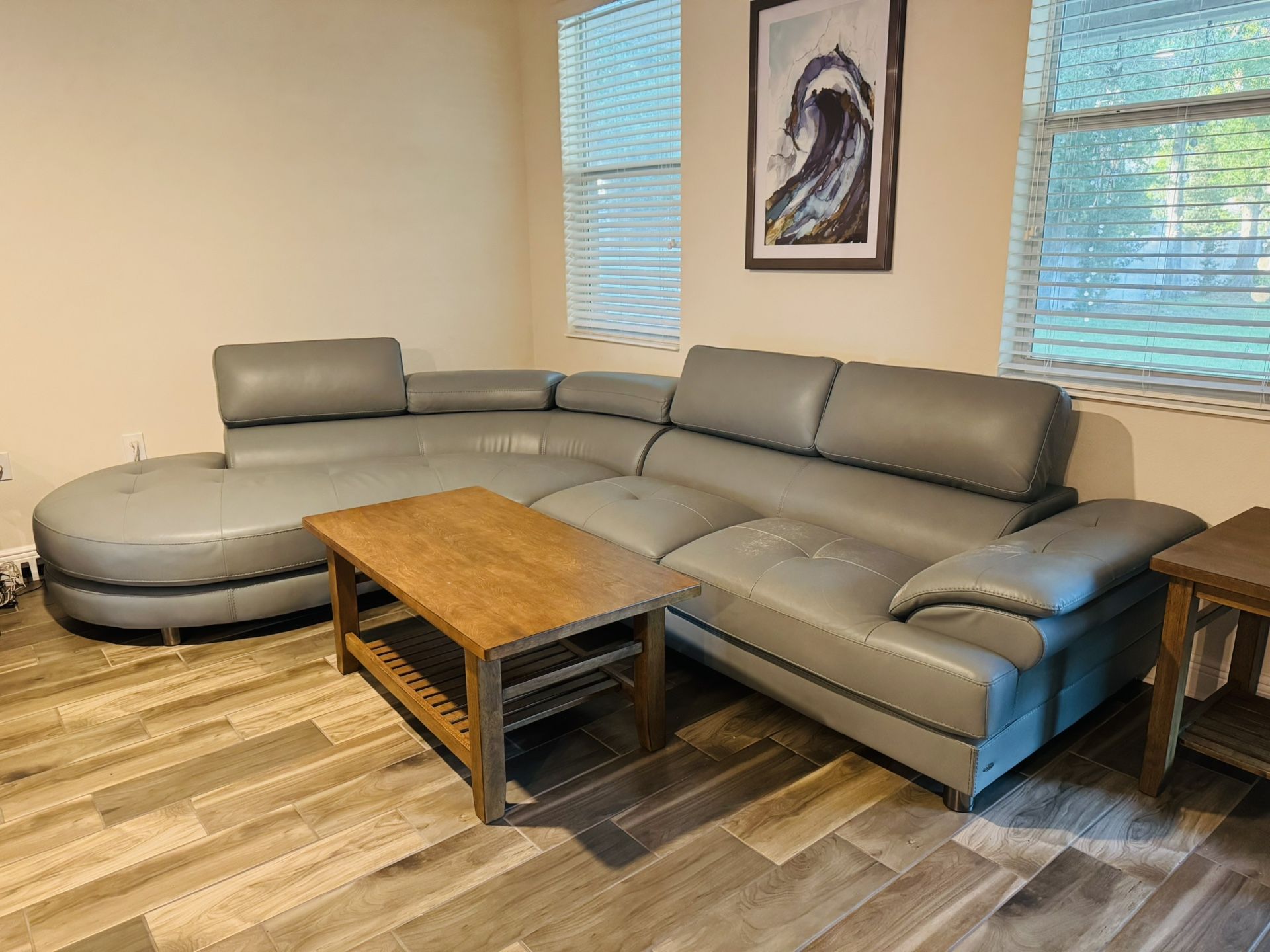 Rooms To Go Sofa Set With Coffee and End Tables