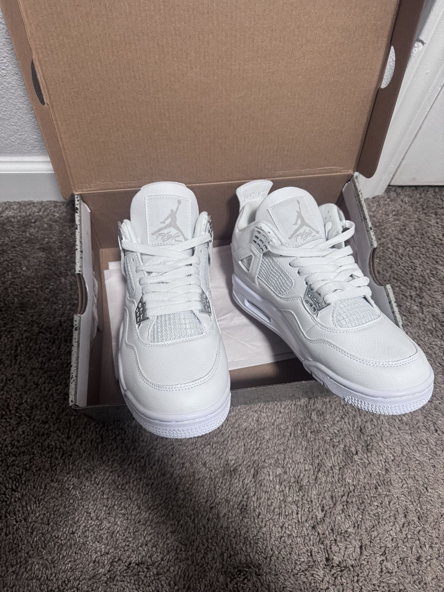 Jordan 4