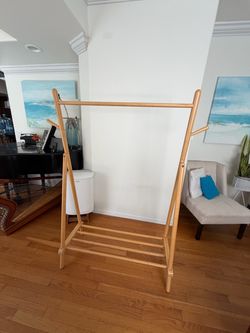 Clothes rack
