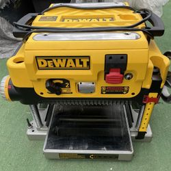DEWALT 15 Amp Corded 13 in. Planer 