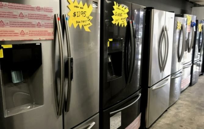 Samsung Refrigerator Stainless VIRTUAL APPOINTMENT AVAILABLE