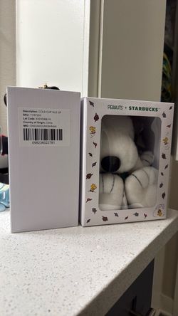 Starbucks x Snoopy Collab