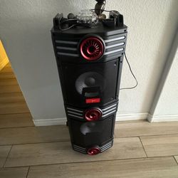 9000 Watt Party Speaker / karaoke machine