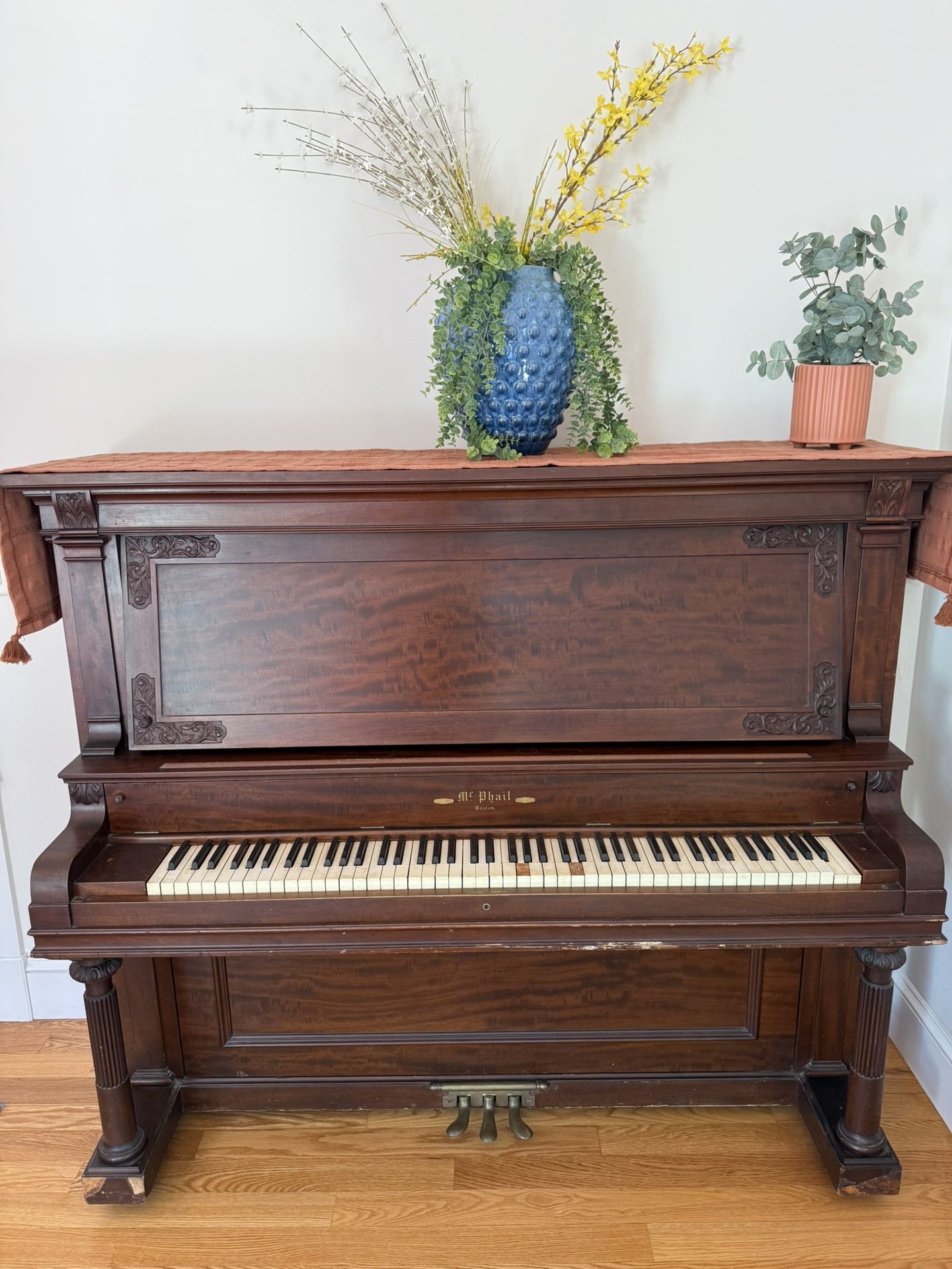 Macphail piano