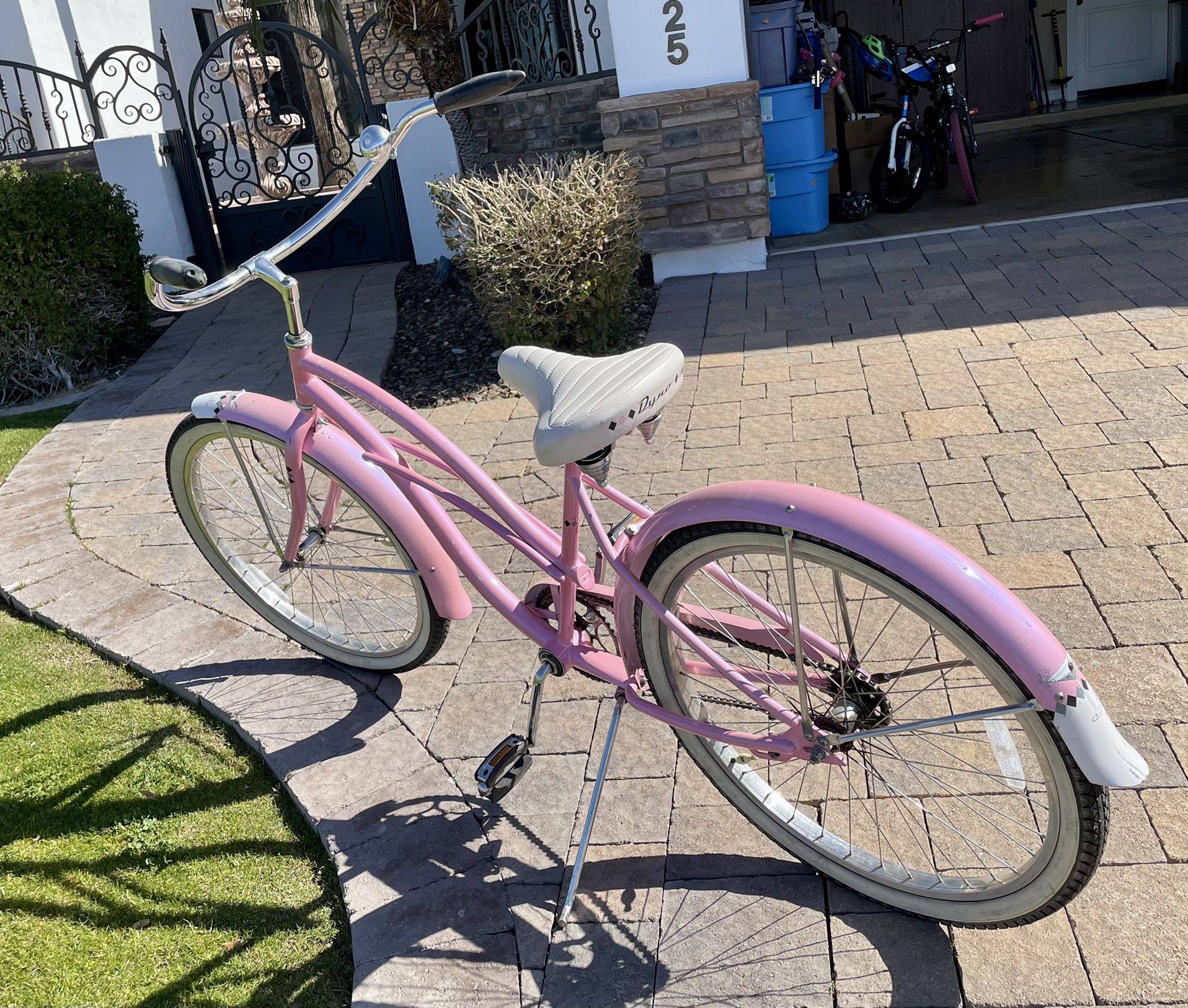 Dyno cosmopolitan online beach cruiser