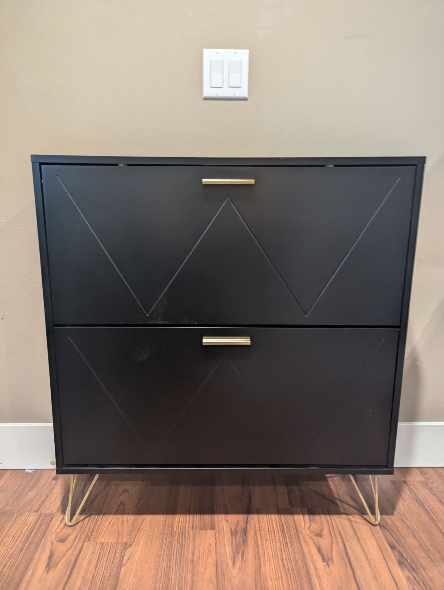Shoe Cabinet with 2 Flip Doors