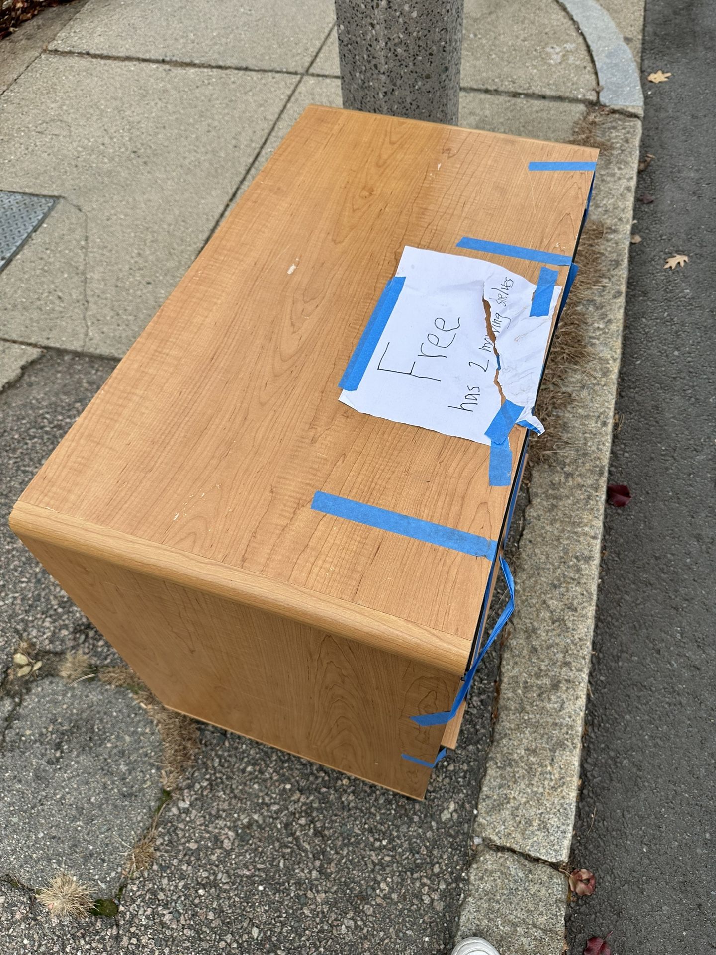 Free Desk