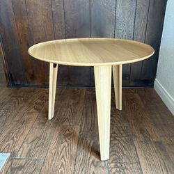Scandinavian Style End Table