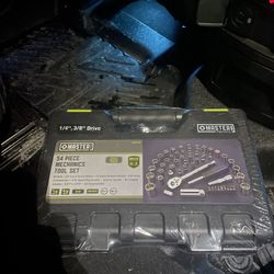 54 Piece Tool Set
