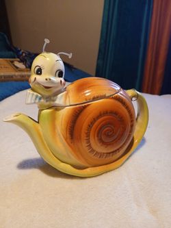 Snappy the snail vintage set
